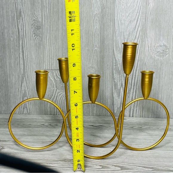 CosmoLiving by Cosmopolitan Candelabra gold tone modern decoration - Picture 3 of 6